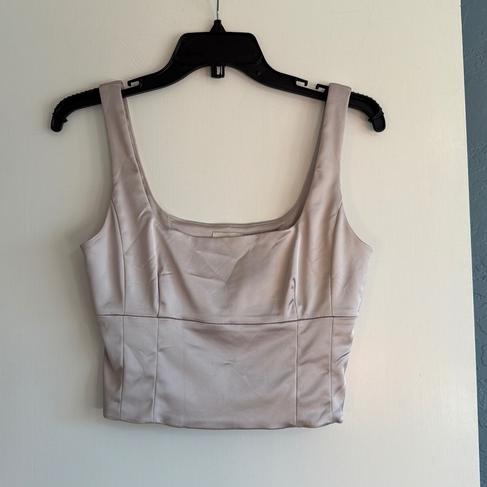 Aritzia Wilfred Shine Bustier size Small color lilac